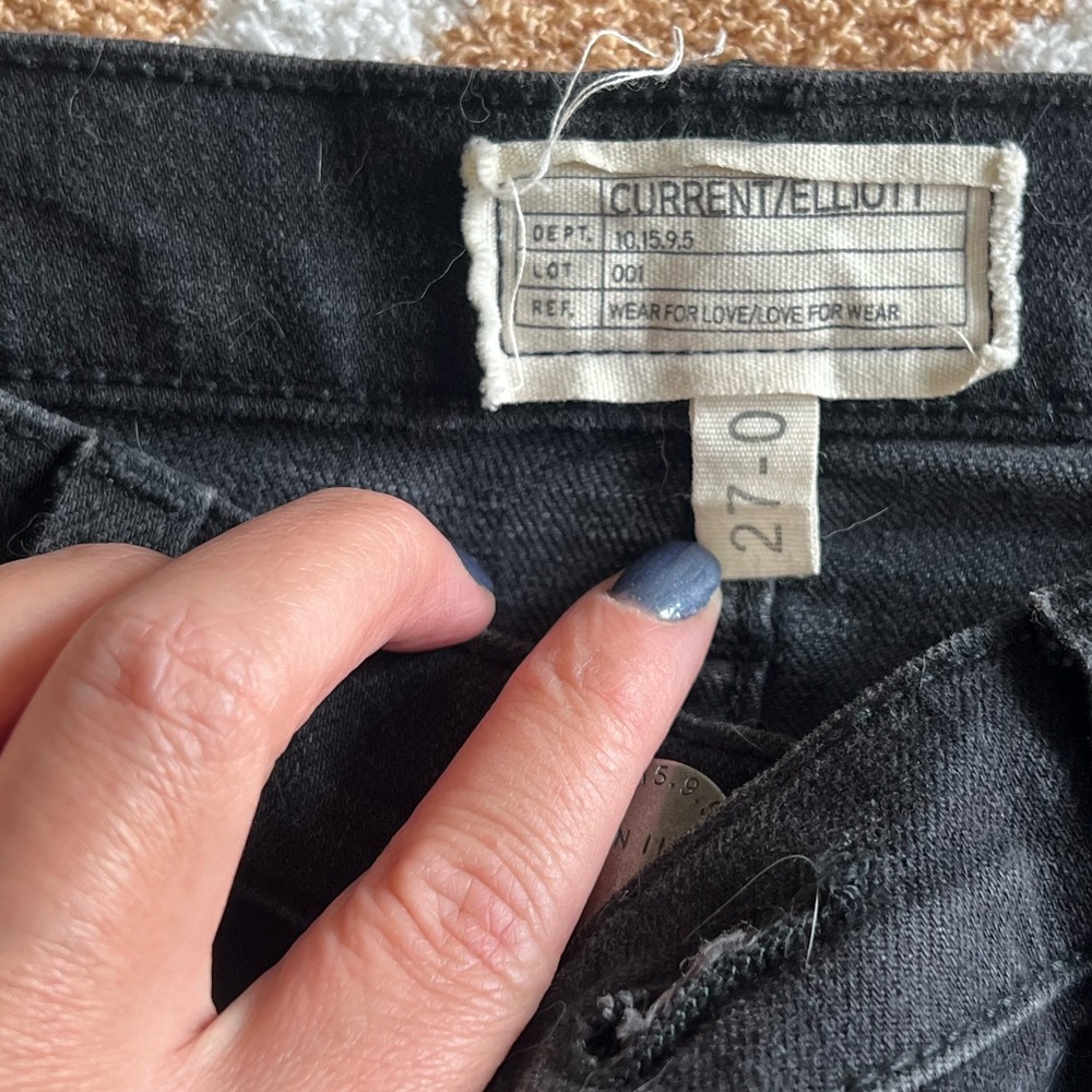Current/Elliott Jeans - Picture 4 of 7